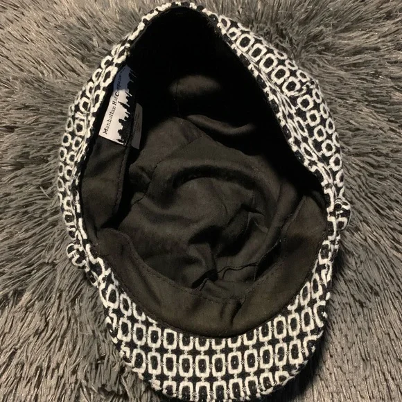 Manhattan Co Flat Hat๐ท - Picture 4 of 4